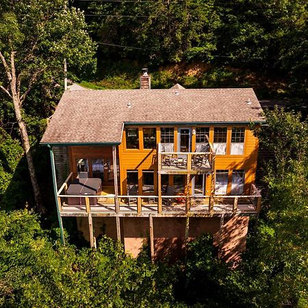 Вилла Elevista - Quaint&Private-Views-Hottub-Pooltable-Bears-3 Clubhouse Pools Гатлинбург Экстерьер фото
