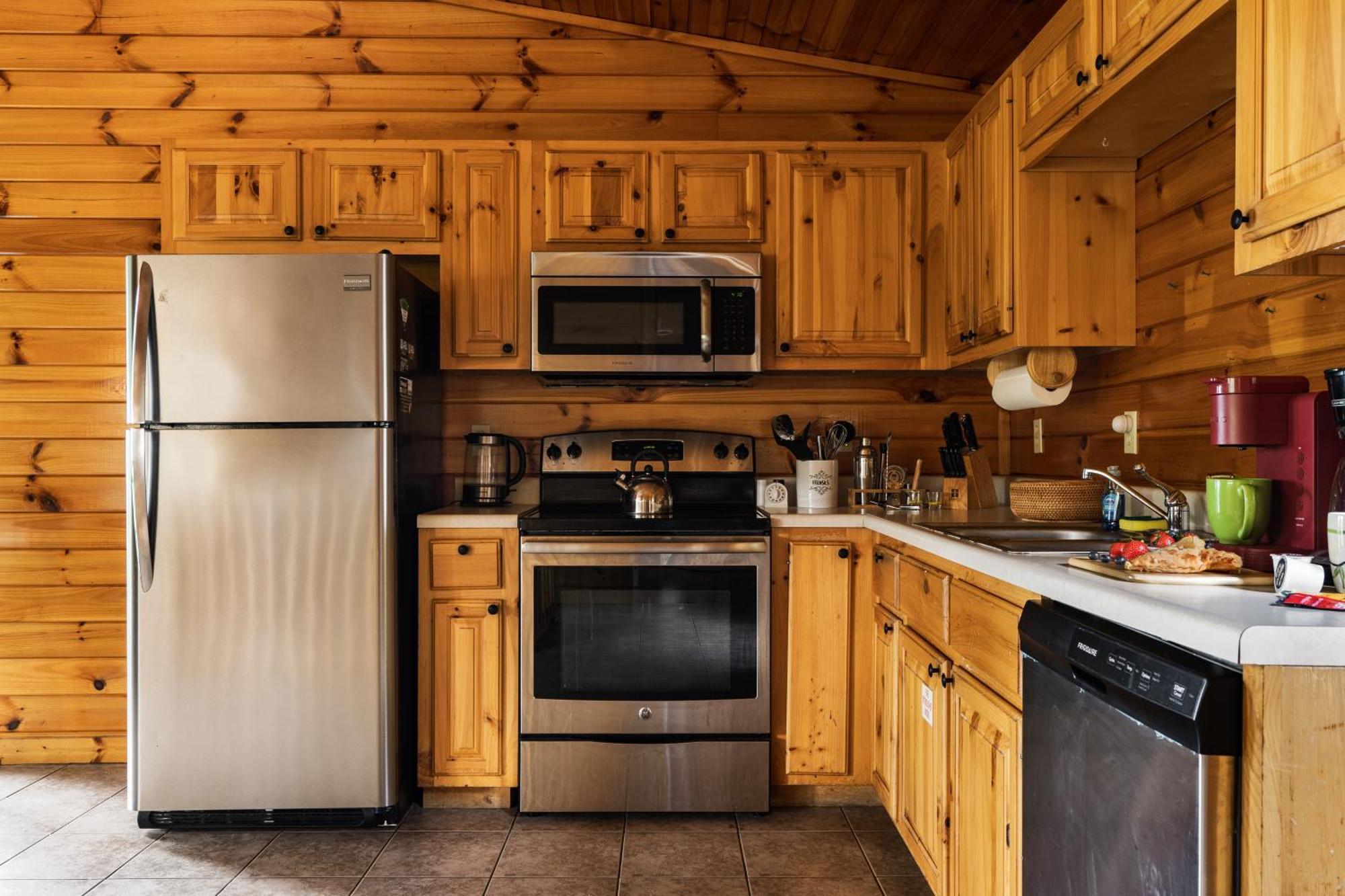 Вилла Elevista - Quaint&Private-Views-Hottub-Pooltable-Bears-3 Clubhouse Pools Гатлинбург Экстерьер фото