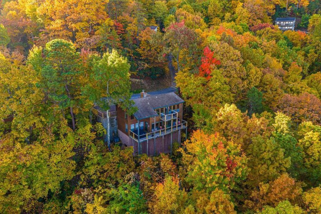 Вилла Elevista - Quaint&Private-Views-Hottub-Pooltable-Bears-3 Clubhouse Pools Гатлинбург Экстерьер фото